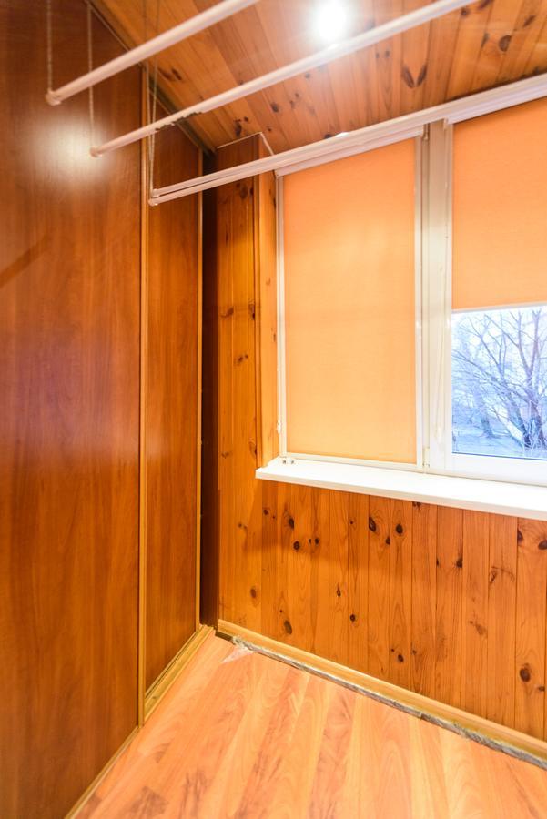 Apartment On Hryhoriia Chuprynky 키예프 외부 사진